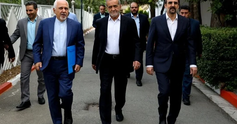 Pezeşkian mühafizəkar xəttə məcbur edilir ŞƏRH