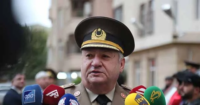 Təqaüdə göndərilən generalın yerinə mayor təyin edildi