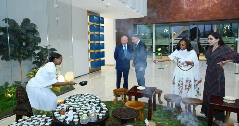 Heydər Əliyev Fondunun vitse prezidenti Leyla Əliyeva Efiopiya Elm Muzeyini ziyarət edib