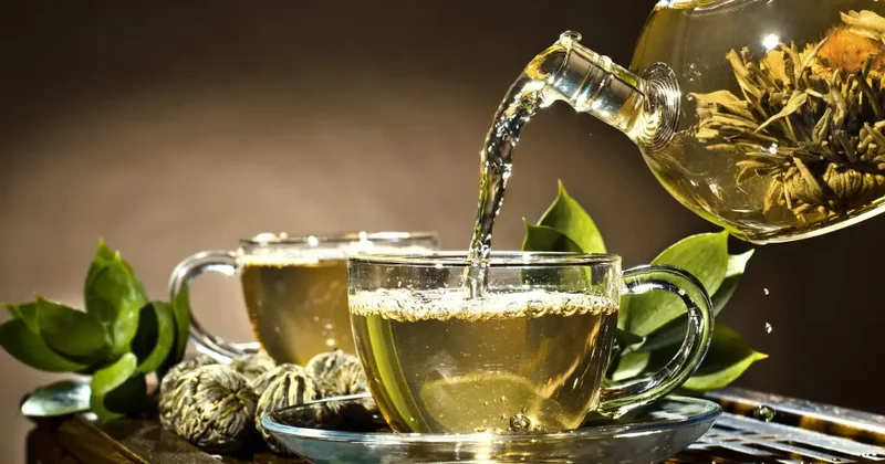 “Çay sağlamlığa faydalıdır, amma necə və nə qədər içmək önəmlidir?“ Alimlərdən açıqlama