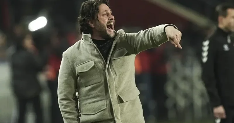 “Trabzonspor”dan baş məşqçisinə jest maaşı artırıldı