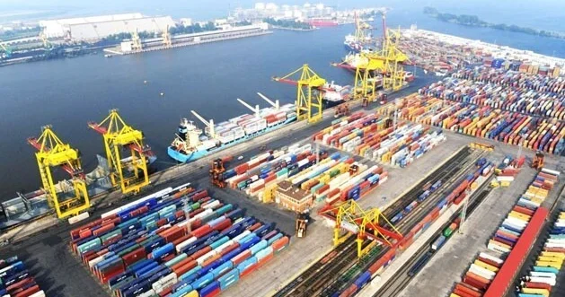 В Аляте начнут углублять дно для увеличения грузопотока ТМТМ