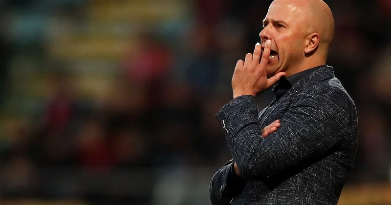 “Liverpul” rəhbərliyindən Slotla bağlı qərar