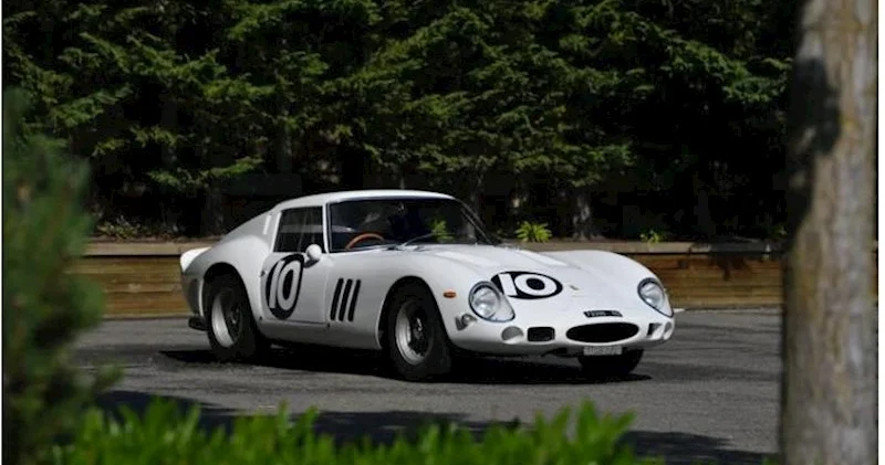 Nadir “Ferrari” rekord qiymətə satıldı Fotolar