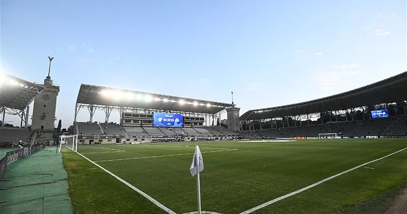 Карабах и Айнтрахт ожидает аншлаг