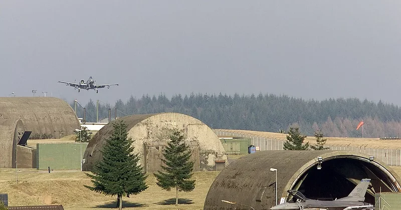 Германия не собирается выдворять американских военных