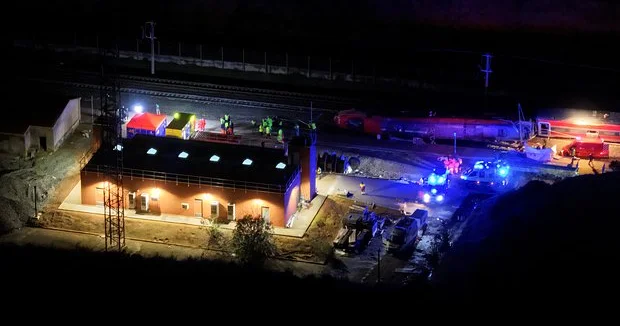 В Испании назвали странной аварию с двумя высокоскоростными поездами