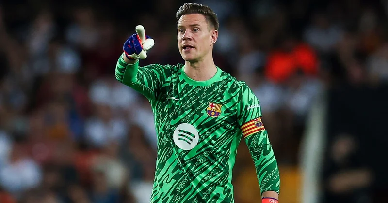 “Barselona”nı tərk edir