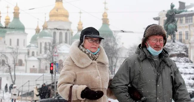 Rusiyanın enerji terroru davam edir: Beş bölgənin sakinləri yenidən elektriksiz qalıb