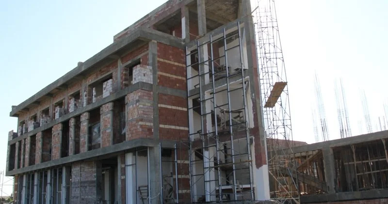 Yevlax Olimpiya İdman Kompleksinin tikintisində bədbəxt hadisə Vəzifəli şəxs məsuliyyətə cəlb olundu