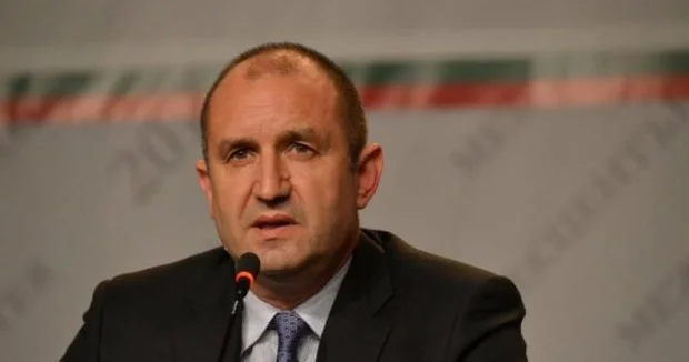 Rumen Radev istefa verdi