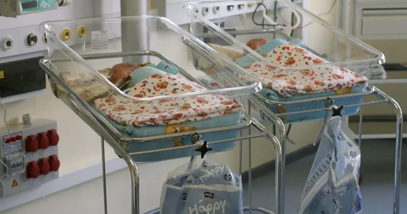 Массовая гибель младенцев: в России приостановили работу роддома