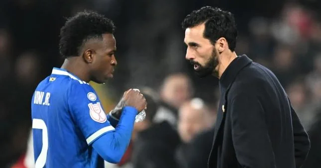 Qələbə istəyiriksə, Vinisius meydanda olmalıdır