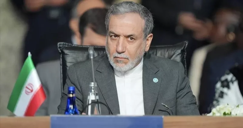 Арагчи не приедет на форум в Давосе