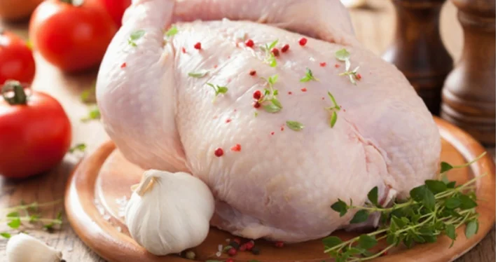 Azərbaycanda broyler toyuğu necə yetişdirilır?