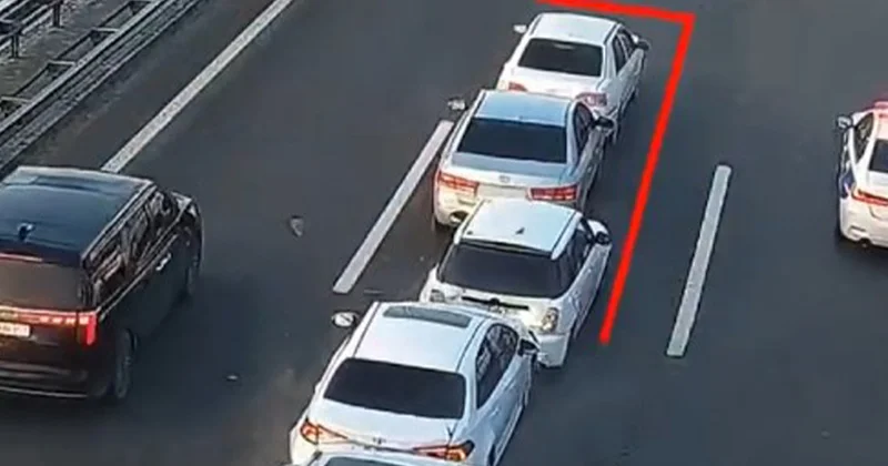 Bakıda 5 avtomobil belə toqquşdu Video