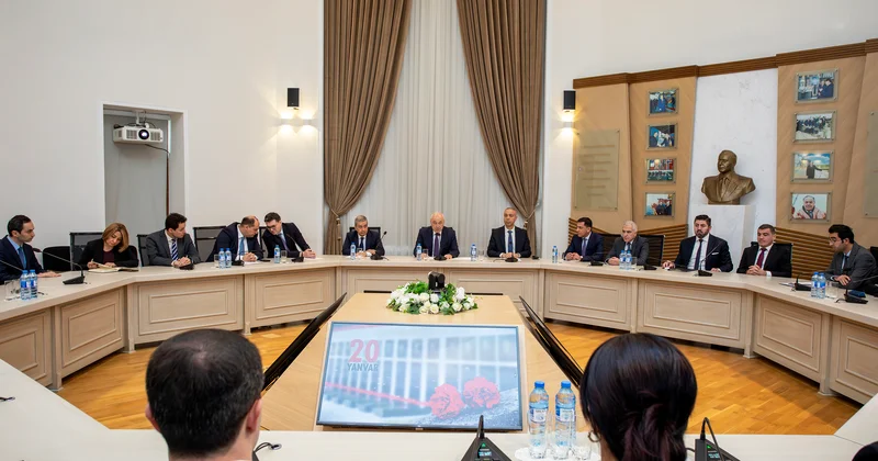 Energetika Nazirliyində 20 Yanvar faciəsinin 36 cı ildönümü ilə əlaqədar anım tədbiri keçirilib