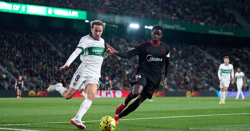 La Liqa: “Elçe” ilə “Sevilya”nın oyununda qalib müəyyənləşməyib