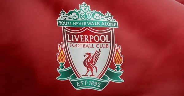 Liverpul müdafiə xəttini gücləndirir