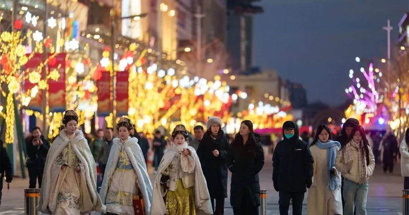 Çin əhalisi azalır 4 ildə 6,8 milyon