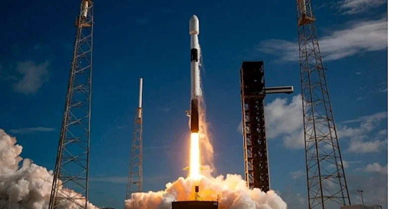 SpaceX 29 ədəd Starlink mini peykini orbitə çıxarıb