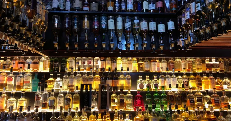 Мировые алкогиганты теряют миллиарды: ПРИЧИНА