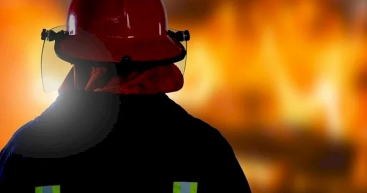 Bakının mərkəzində dönərxana yandı VİDEO KONKRET