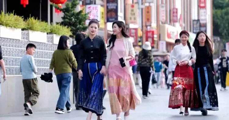 Çin əhalisi ardıcıl dördüncü ildir azalmaqdadır