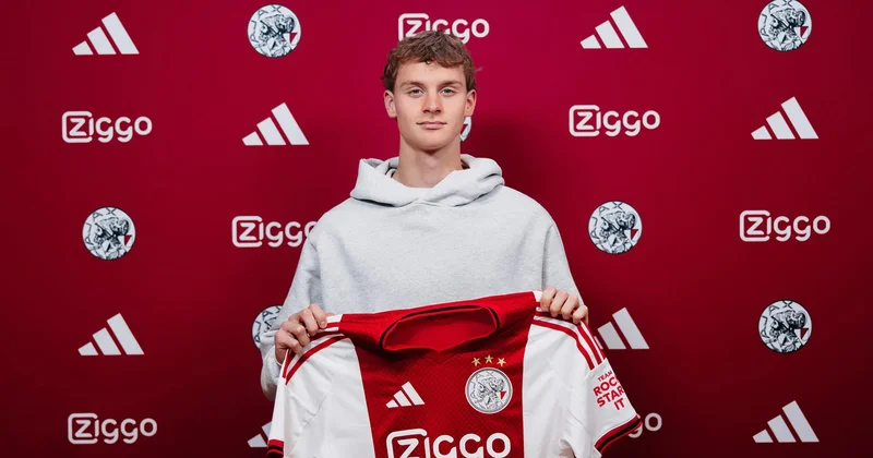 Atası kimi “Ayaks”da oynayacaq