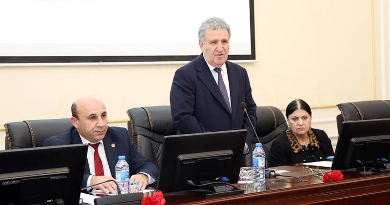 AMEA da “Qəhrəmanlığın və qalibiyyətin qan yaddaşı” adlı anım tədbiri keçirilib