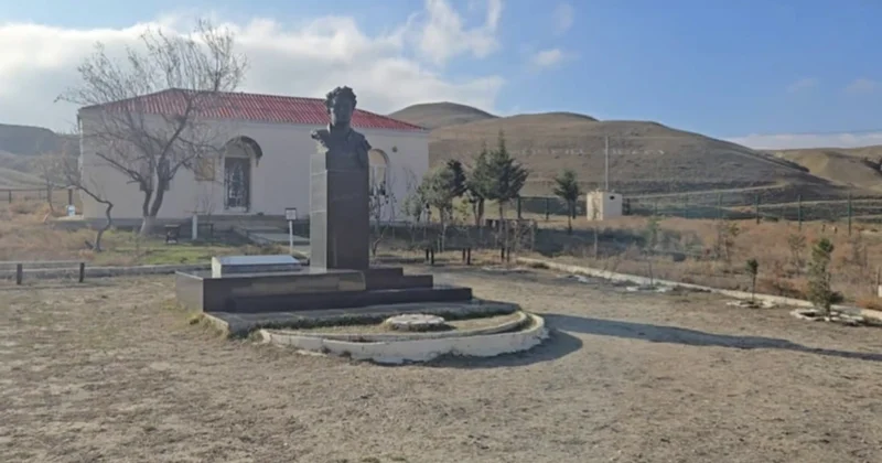 Ölməz şairin muzeyi BAXIMSIZ vəziyyətdə Ağaclar susuzluqdan QURUYUR VİDEO