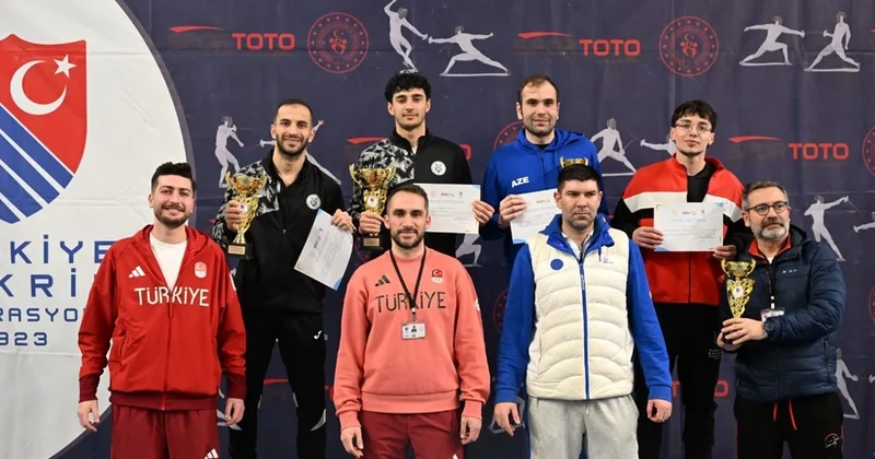 Azərbaycan qılıncoynadanları Türkiyədə iki bürünc medal qazanıblar FOTOLAR