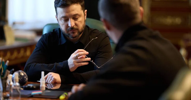 “Rusiya yaxın günlərdə kütləvi hücumlar edəcək” Zelenski