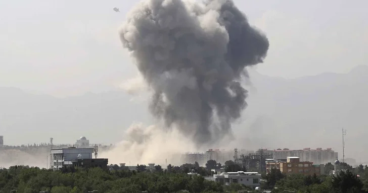 Мощный взрыв в центре Кабула: есть убитые и раненые