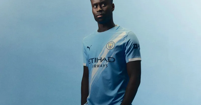 Qehinin “Mançester Siti”dəki maaşı məlum olub