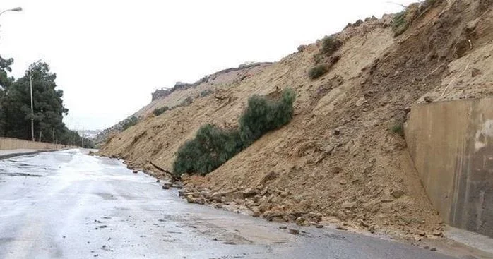 В ряде районов Баку возможно усиление оползнеопасных процессов