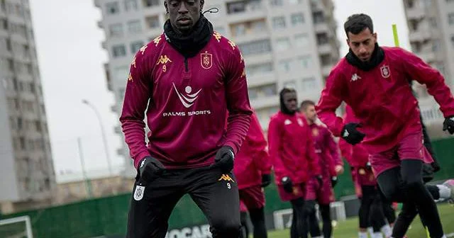 Neftçi Zirə ilə oyunun hazırlığına start verdi FOTOLAR