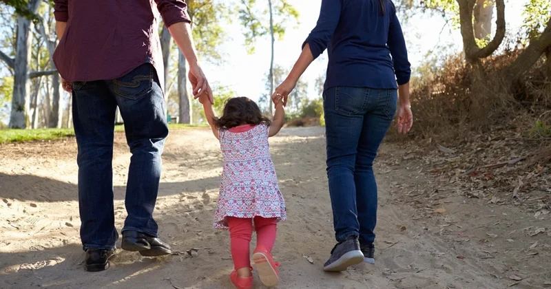 Агентство соцуслуг: В 2025 году трое детей в Азербайджане усыновлены иностранцами