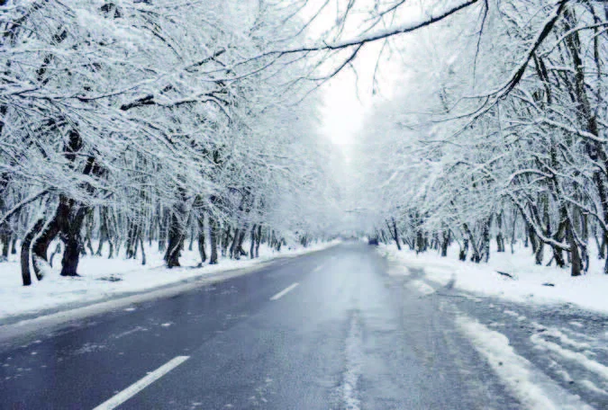 Abşeronda çiskinli, Aranda arabir yağış, dağlarda qar