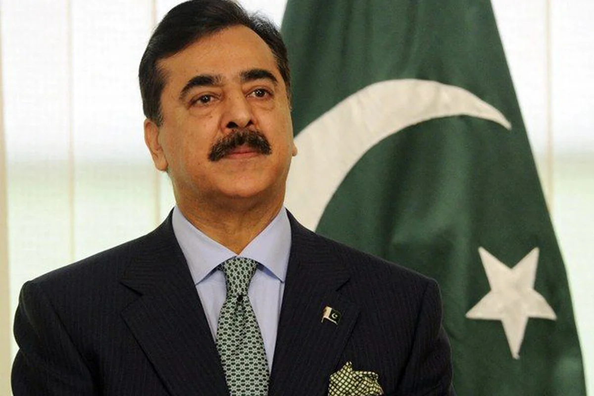 Gilani: Pakistan sülh üçün fəal səy göstərir