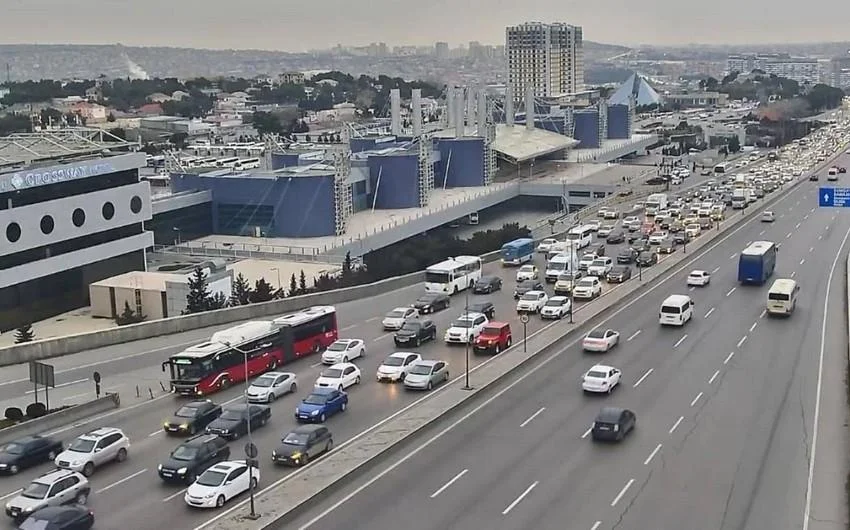 525 ci qəzet Bakıda sıxlıq müşahidə olunan yollar SİYAHI