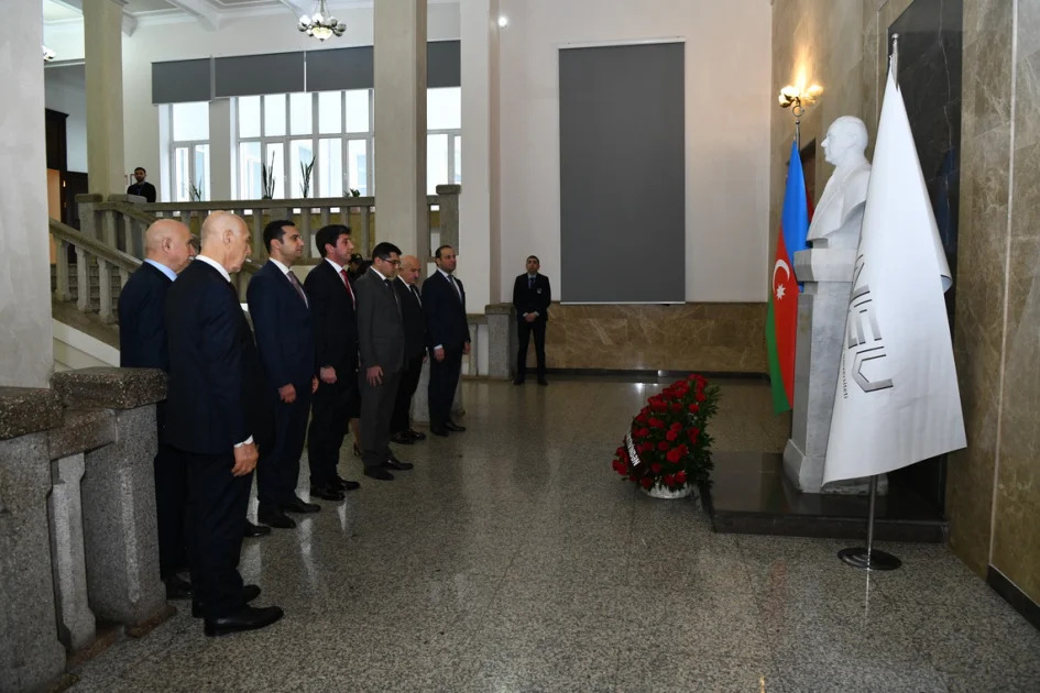 Balaxanıda birəsrlik tarixi olan neft quyusuna “Azərbaycan Dövlət Neft və Sənaye Universiteti 100” adı verilib