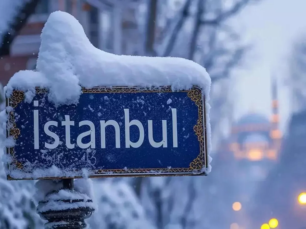 İstanbula güclü qar yağır: Uçuşlar dayandırıldı Bakıya nə vaxt gəlir? KONKRET