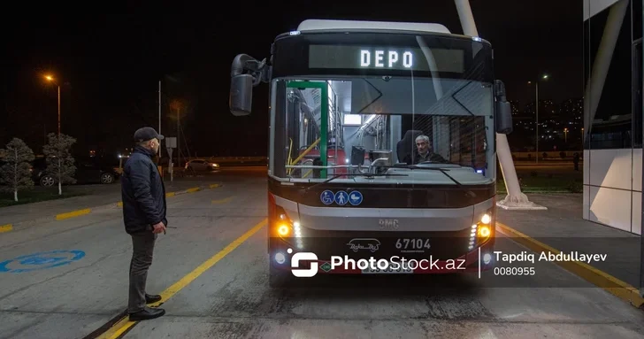 Автобусы в Баку после 21:00 исчезают: пассажиры вынуждены пересаживаться на такси ЖАЛОБА