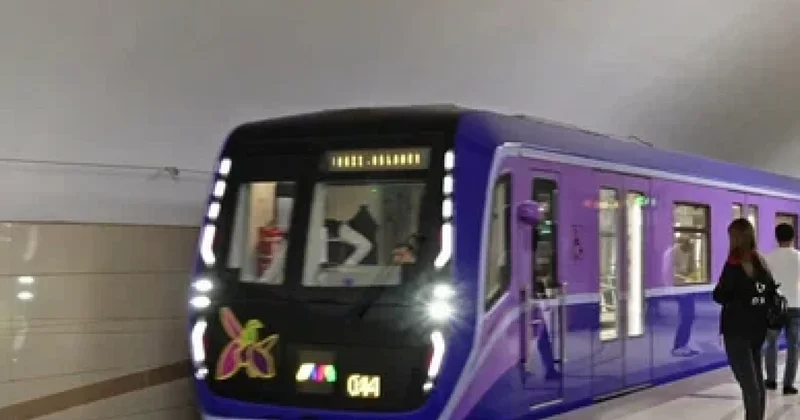 Bakı metrosunda qatarda nasazlıq yarandı Sərnişinlər düşürüldü