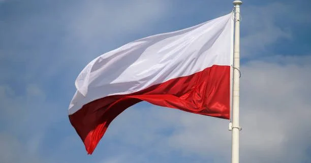 Польша соберет данные для иска, чтобы потребовать репарации от России
