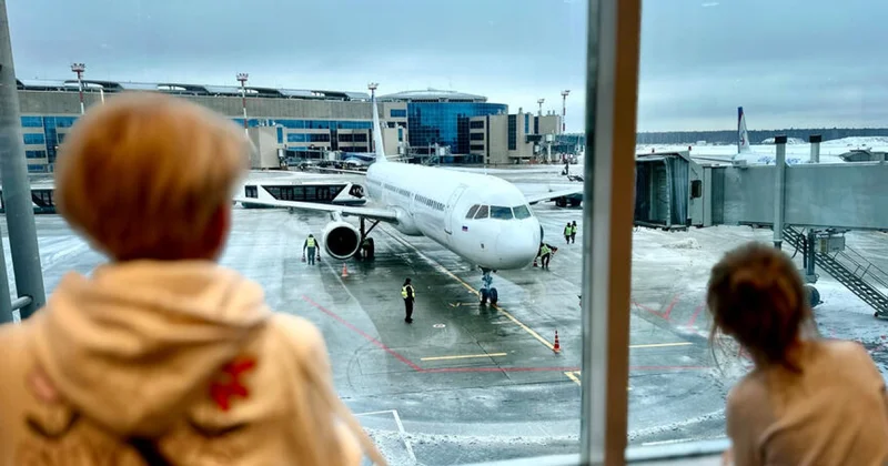 Güclü qar Moskvada həyatı iflic edib