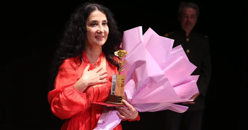 Azərbaycan Dövlət Milli Gənc Tamaşaçılar Teatrında aktrisa İlqarə Tosovanın 60 illik yubileyi qeyd olunub