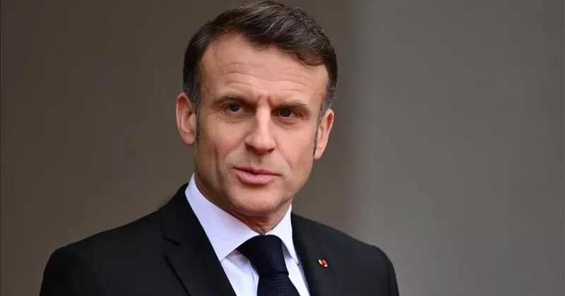 Макрон призвал Европу и G7 вместе регулировать ИИ