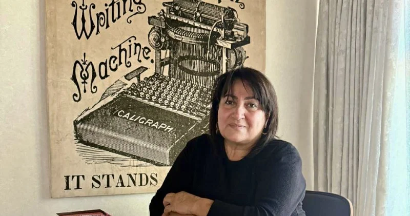 Nəzakət Məmmədli: “Bəzən elə şeirləri redaktə edirdi ki…”